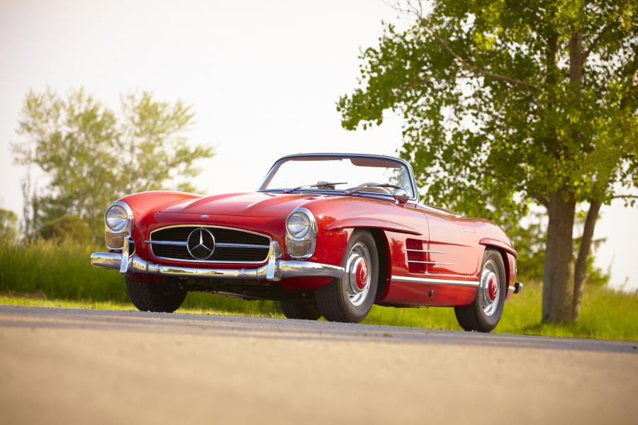  Mercedes-Benz 300 SL Roadster 1962 года  (фото 1 из 39)